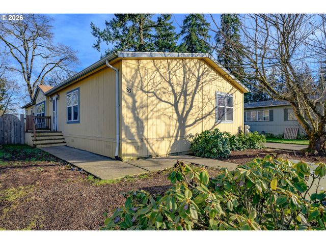 1282 E 3RD St 83, Lafayette, OR 97127