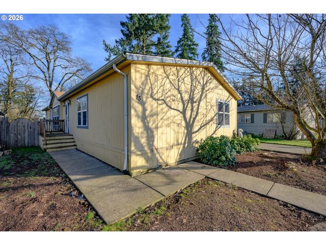 1282 E 3RD St 83, Lafayette, OR 97127
