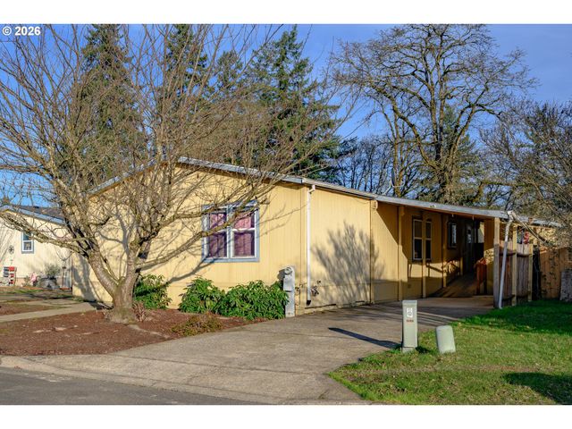 1282 E 3RD St 83, Lafayette, OR 97127