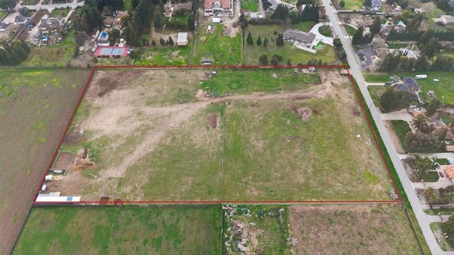 214 Scheller Avenue, Morgan Hill, CA 95037