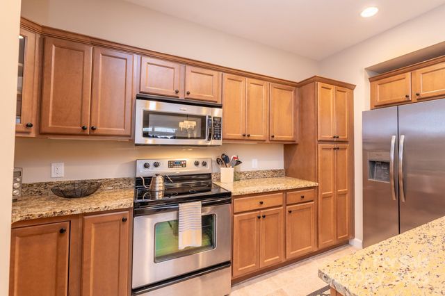 120 Pleasant View Boulevard, Sugar Mountain, NC 28604