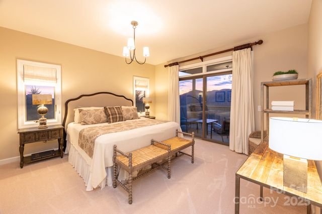 120 Pleasant View Boulevard, Sugar Mountain, NC 28604