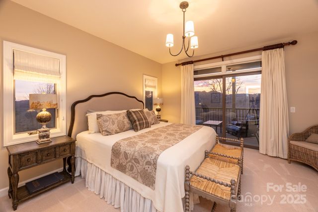 120 Pleasant View Boulevard, Sugar Mountain, NC 28604