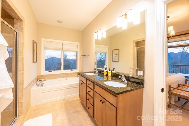 120 Pleasant View Boulevard, Sugar Mountain, NC 28604