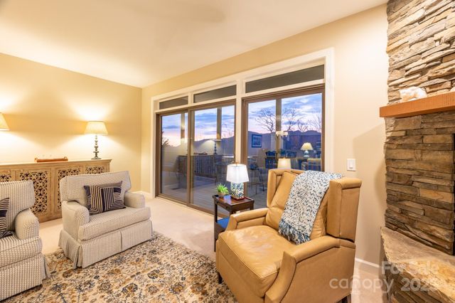 120 Pleasant View Boulevard, Sugar Mountain, NC 28604