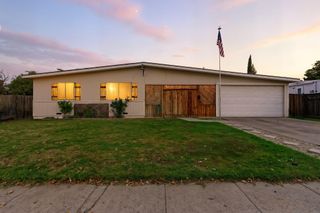 2422 S West Street, Visalia, CA 93277
