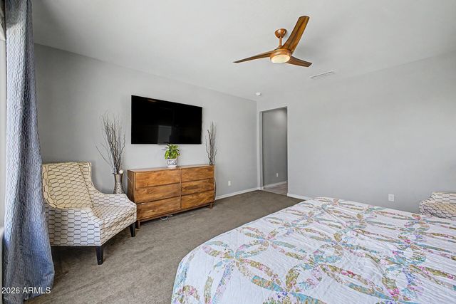 6325 S 24TH Place, Phoenix, AZ 85042