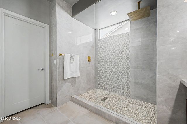 6325 S 24TH Place, Phoenix, AZ 85042