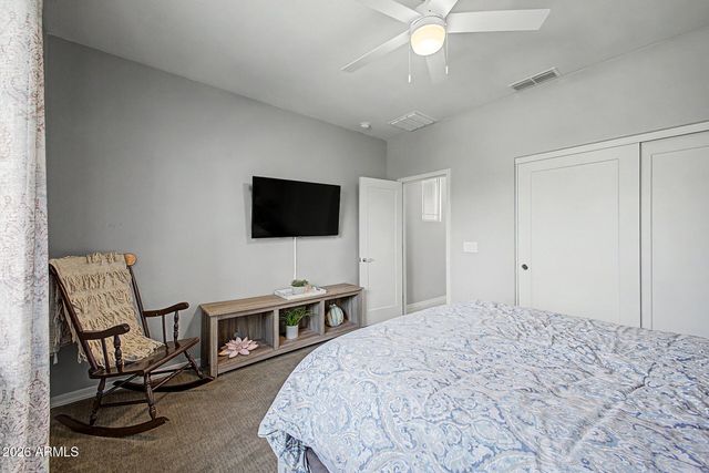 6325 S 24TH Place, Phoenix, AZ 85042