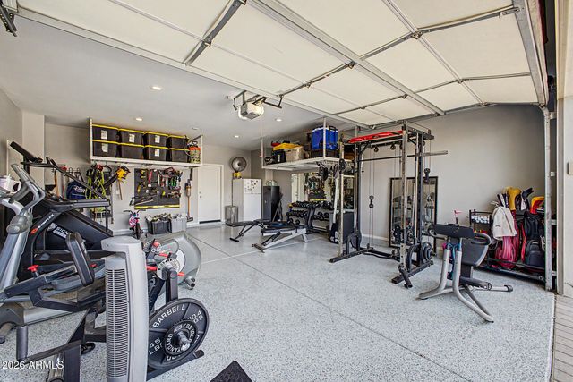 6325 S 24TH Place, Phoenix, AZ 85042