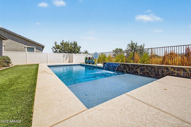 6325 S 24TH Place, Phoenix, AZ 85042
