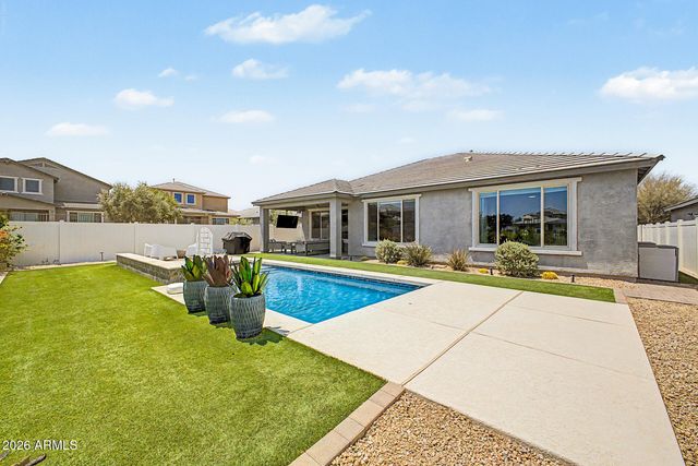 6325 S 24TH Place, Phoenix, AZ 85042
