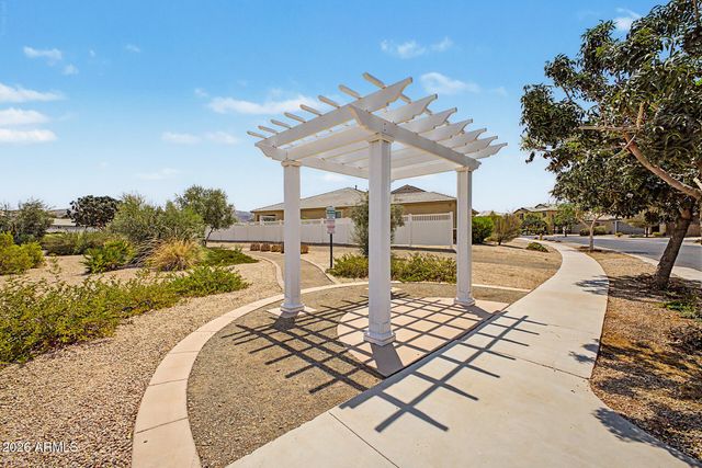 6325 S 24TH Place, Phoenix, AZ 85042