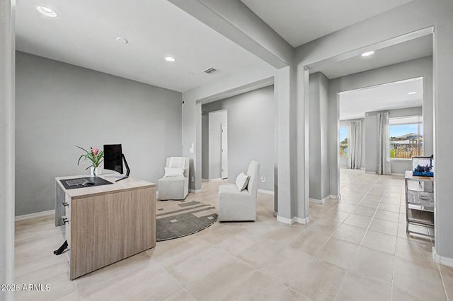 6325 S 24TH Place, Phoenix, AZ 85042