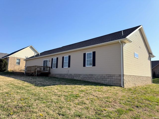 1999 Hickory Hill Court, Newburgh, IN 47630