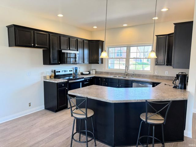 1999 Hickory Hill Court, Newburgh, IN 47630