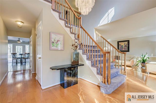 13 Patricia Way, South Brunswick, NJ 08824