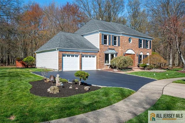 13 Patricia Way, South Brunswick, NJ 08824