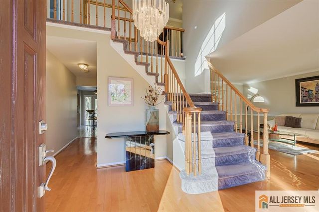 13 Patricia Way, South Brunswick, NJ 08824