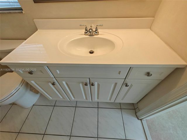 8750 Royal Palm Blvd 111-3, Coral Springs, FL 33065