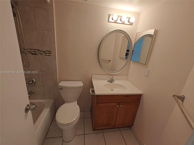 8750 Royal Palm Blvd 111-3, Coral Springs, FL 33065