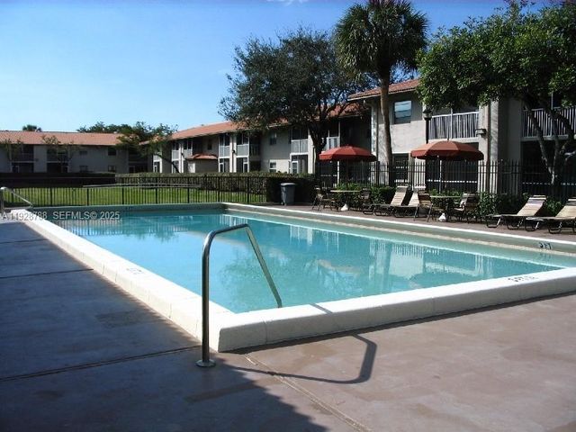 8750 Royal Palm Blvd 111-3, Coral Springs, FL 33065