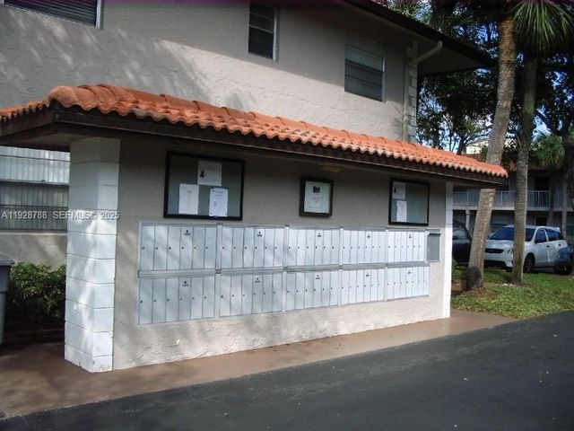 8750 Royal Palm Blvd 111-3, Coral Springs, FL 33065