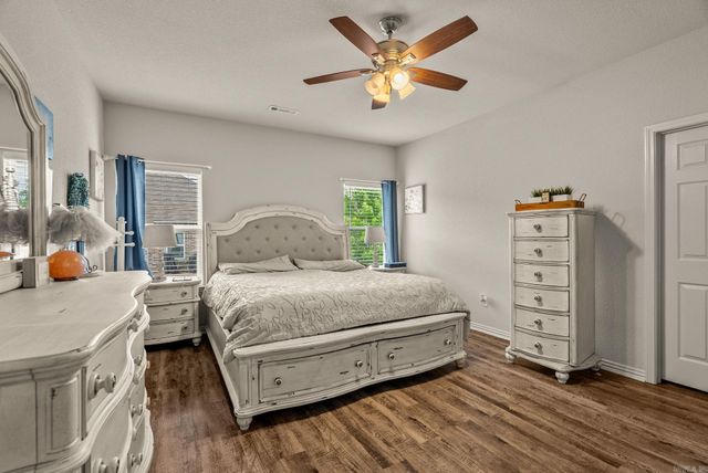 2230 Matthews Meadows Lane, Conway, AR 72032