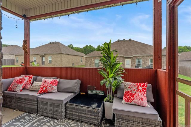2230 Matthews Meadows Lane, Conway, AR 72032