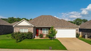 2230 Matthews Meadows Lane, Conway, AR 72032
