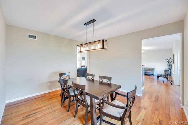 27 Grant Street, Port Jefferson Station, NY 11776