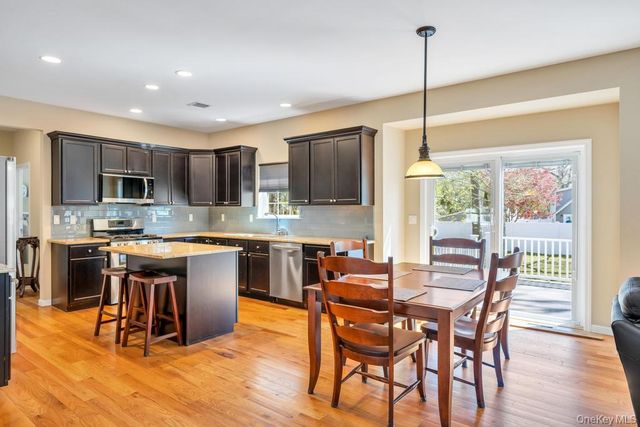 27 Grant Street, Port Jefferson Station, NY 11776