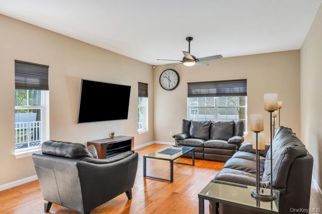 27 Grant Street, Port Jefferson Station, NY 11776