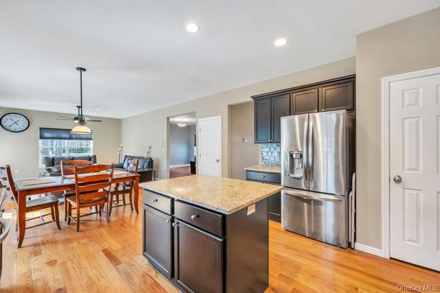 27 Grant Street, Port Jefferson Station, NY 11776