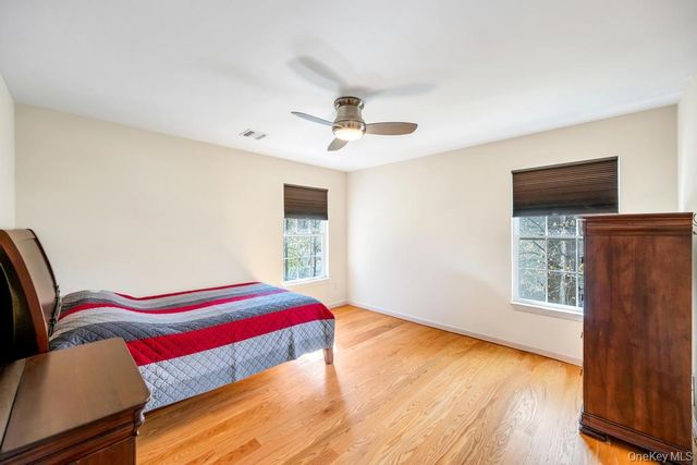 27 Grant Street, Port Jefferson Station, NY 11776