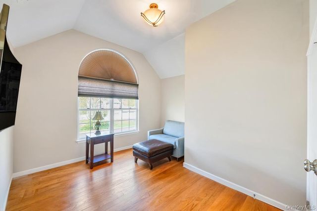 27 Grant Street, Port Jefferson Station, NY 11776