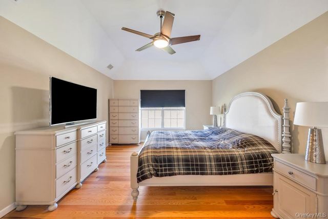 27 Grant Street, Port Jefferson Station, NY 11776