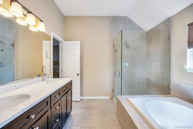 27 Grant Street, Port Jefferson Station, NY 11776