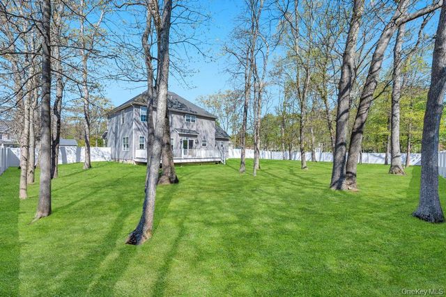 27 Grant Street, Port Jefferson Station, NY 11776