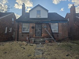 14677 Cloverlawn Avenue, Detroit, MI 48238