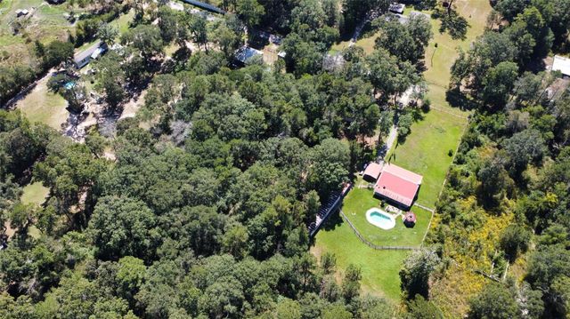 402 County Road 3708, Splendora, TX 77372