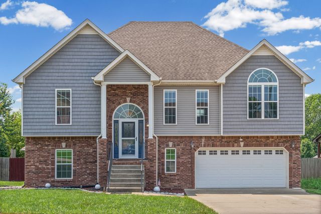 1764 Autumnwood Blvd, Clarksville, TN 37042