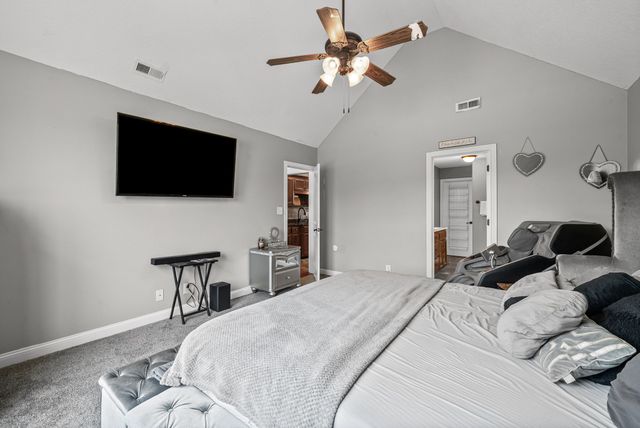 1764 Autumnwood Blvd, Clarksville, TN 37042