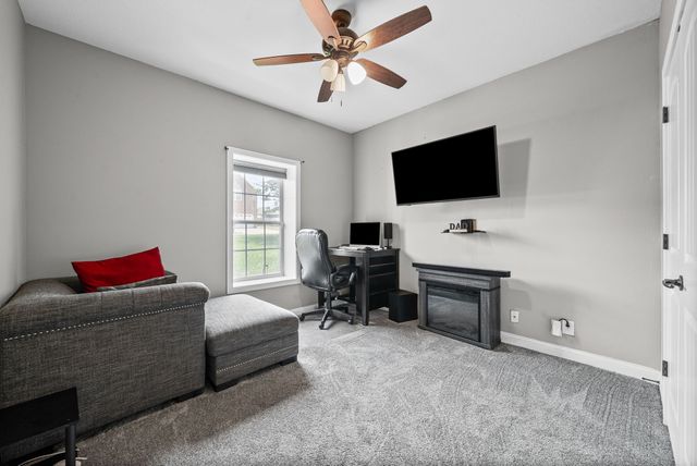1764 Autumnwood Blvd, Clarksville, TN 37042