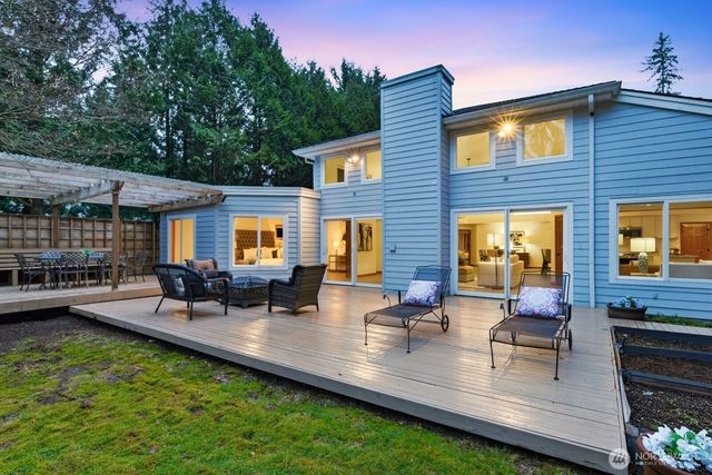 12407 Upper Preston Road SE, Issaquah, WA 98027