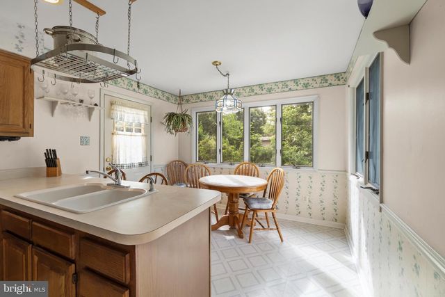 78 WALNUT ST, Mount Holly, NJ 08060