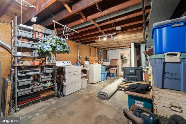 78 WALNUT ST, Mount Holly, NJ 08060