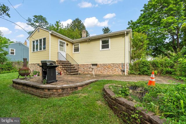 78 WALNUT ST, Mount Holly, NJ 08060