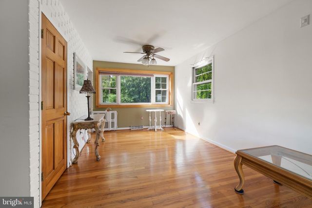 78 WALNUT ST, Mount Holly, NJ 08060
