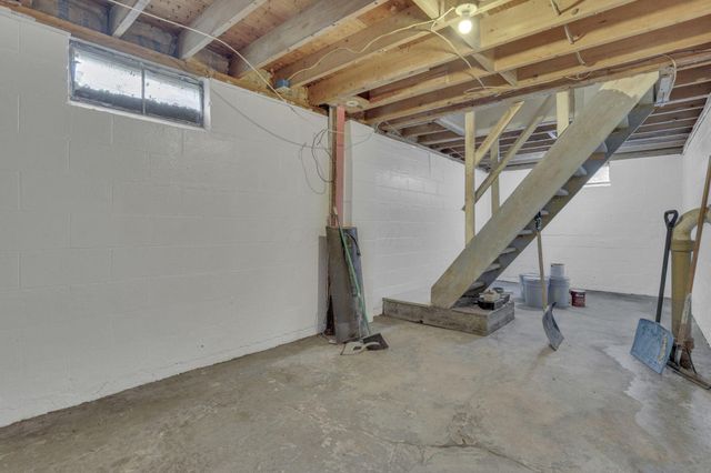2360 Pontiac Street, Columbus, OH 43211